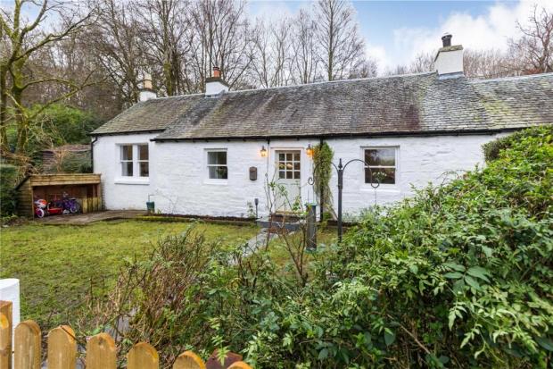 Whitchurch Herald: Luss, Loch Lomong (Rightmove)