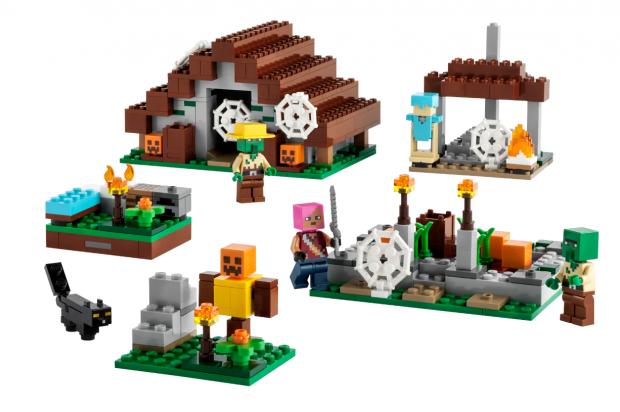 Whitchurch Herald: LEGO® Minecraft® The Abandoned Village. Credit: LEGO